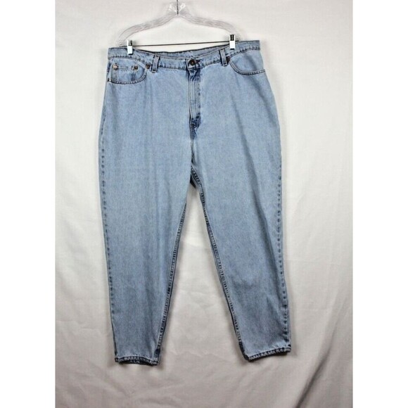 VTG Levi's 550 Relax fit Tapered Leg Light Blue Women's Jeans 22W - Picture 1 of 11